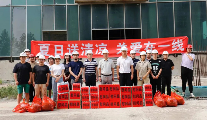 夏日送清涼，關愛在一線(圖1)